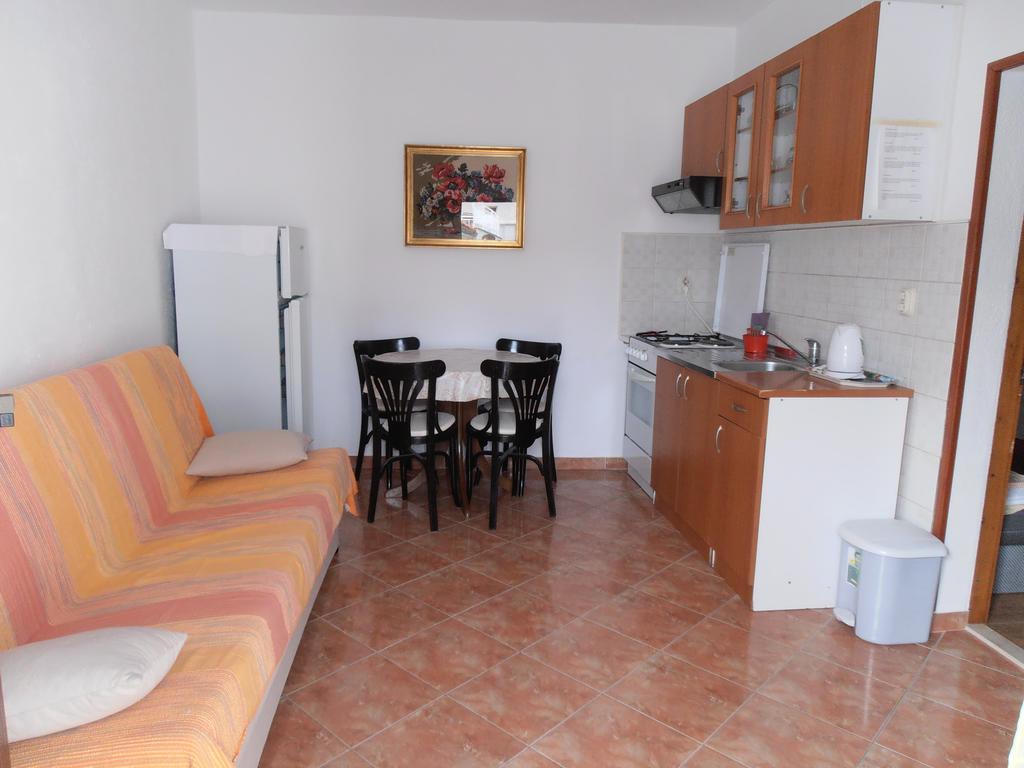 Apartment Perovic Baška Voda Eksteriør billede